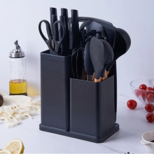 Силиконовый кухонный набор принадлежностей с деревянной ручкой Kitchenware Set 19 предметов Черный Силиконовый кухонный набор принадлежностей с деревянной ручкой Kitchenware Set 19 предметов Черный