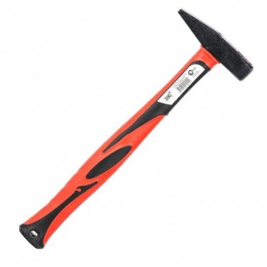 Молоток слесарный 200г ручка из фибергласа INTERTOOL HT-0202