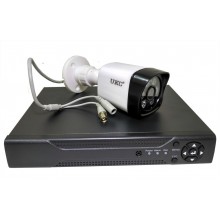 Набор DVR регистратор 4 канальный и 4 камеры DVR CAD D001 KIT Набор DVR регистратор 4 канальный и 4 камеры DVR CAD D001 KIT