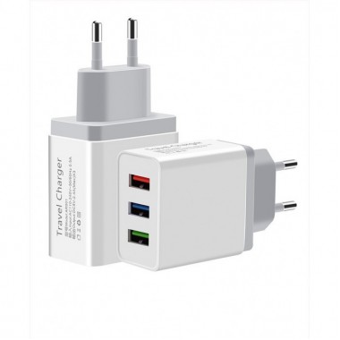 Сетевое зарядное устройство UKC 4758 Fast Charge AR 001 c 3 USB портами